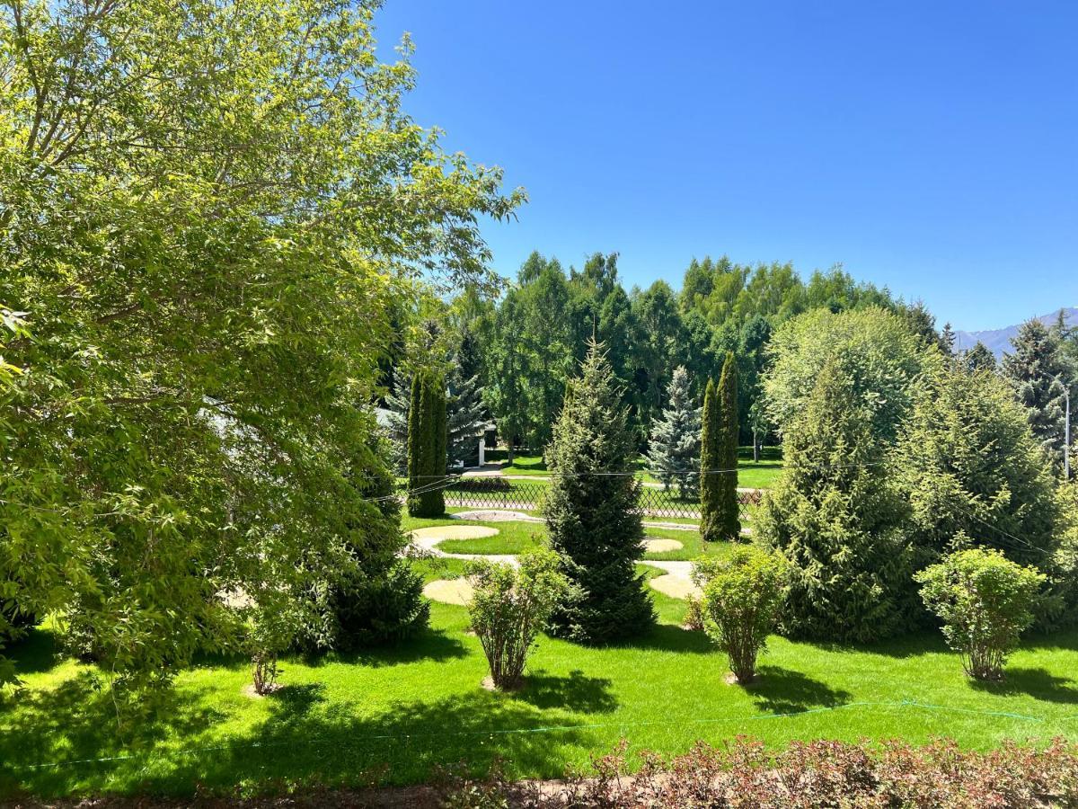 Aparthotel Радуга Иссык-Куль Chon-Sary-Oy Exterior foto